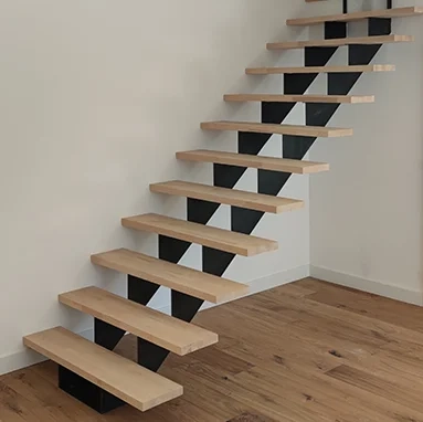 Quarter-turn staircase custom solid beech steps