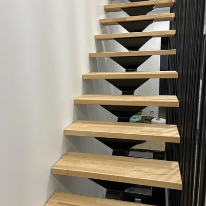 Stairs with natural solid beech treads