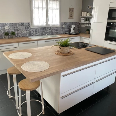 Solid oak worktops for a design kitchen with island