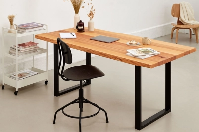 Custom desk with rectangular steel legs 71x60 black