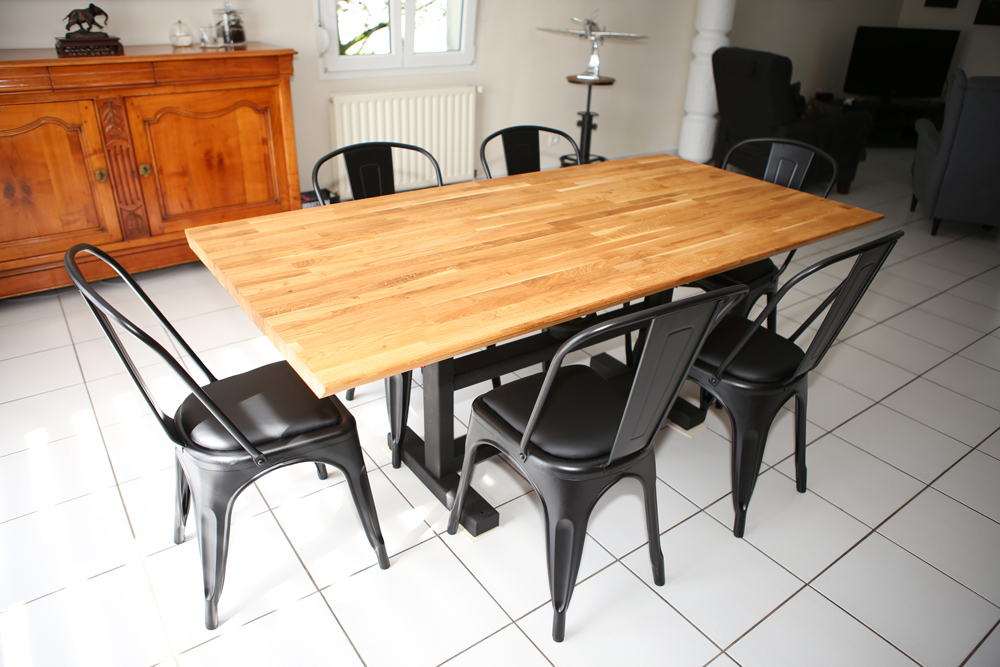 Création table style industriel avec pied d'établi et plateau en bois