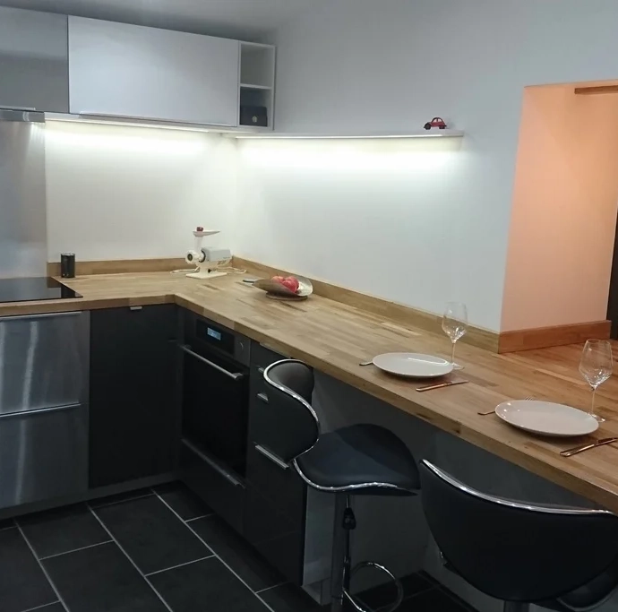Kitchen renovation with custom-made solid oak worktop extension