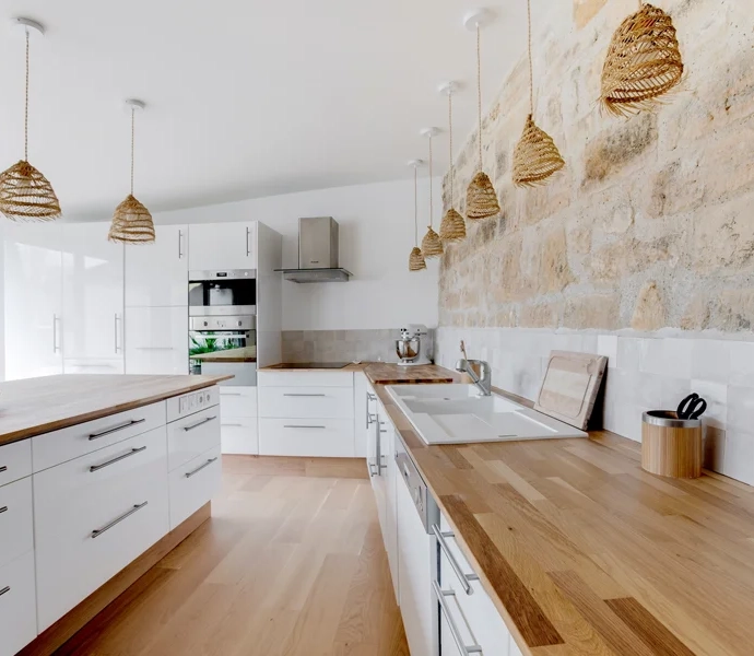 Kitchen layout with solid oak worktop