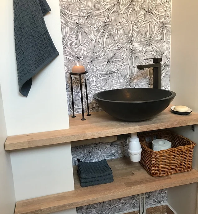 Custom-made washbasin cabinet with solid oak tops