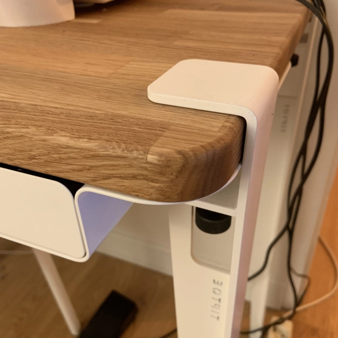 Solid oak desk top with rounded corners
