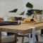 table de salle à manger avec plateau en bois massif