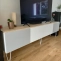Customisation d'un Meuble TV avec plateau en bois massif sur mesure