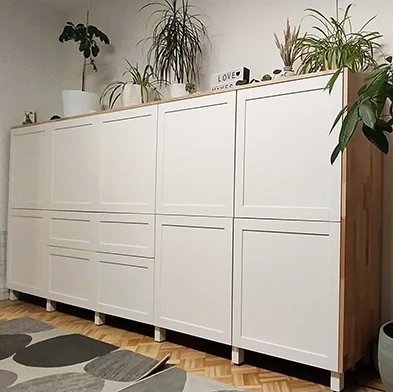customisation meuble de rangement IKEA avec plateau en hêtre sur mesure